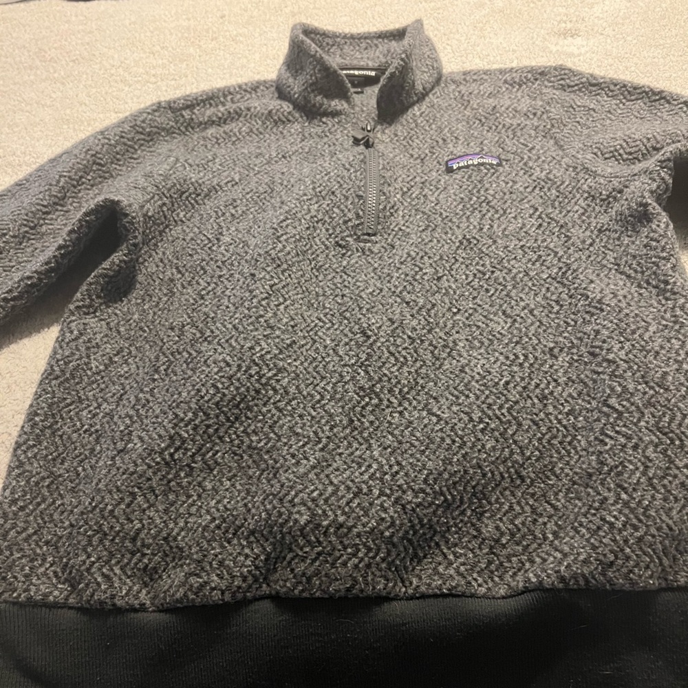 Patagonia pull over